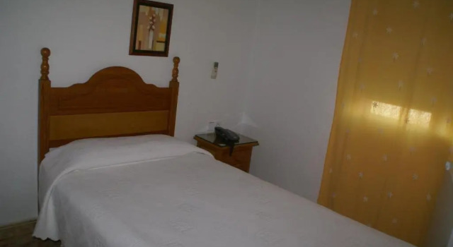 Трёхместный номер Standard Hotel Sierra Mar