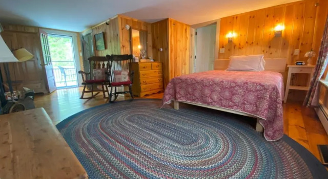 Номер Superior James Place Inn Bed and Breakfast
