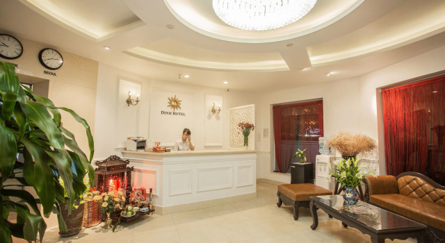 Dinh Hotel, Забронировать Отель Отели Кау Гиай с парковкой, Парковка
