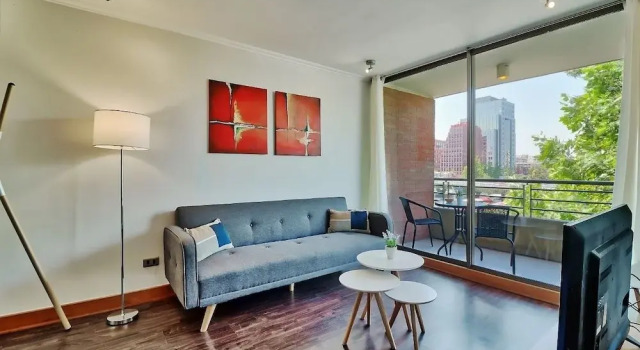 Apartment Vespucio Art