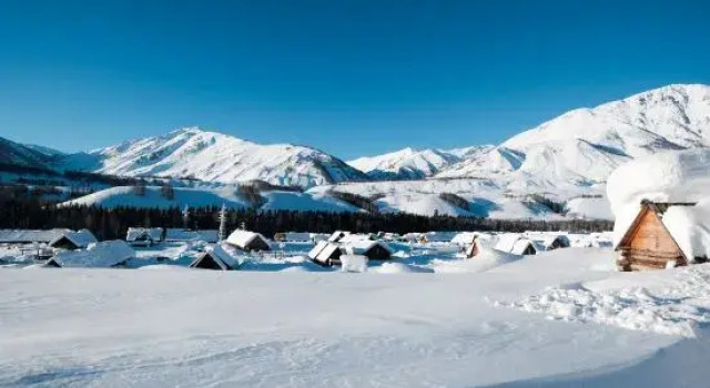 naked Home · Hemu Altay, Rezerwuj Hotel Hom Xinjiang