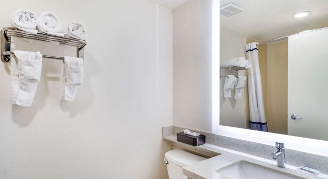 Четырёхместный номер Standard Best Western Posada Royale Hotel & Suites