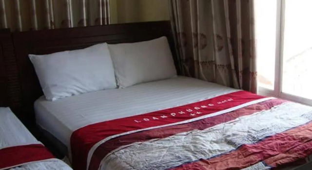 Loan Phuong Hotel, Забронировать Отель Хошимин провинция Хошимин, рядом с CGV Cinema CT Plaza