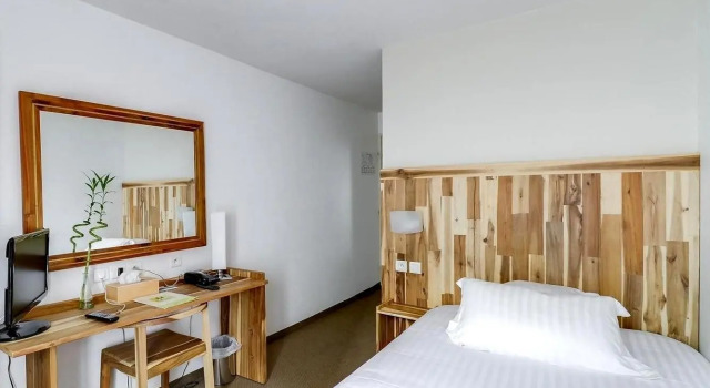 Logis Hôtel de France & Restaurant Pamiers, Book Hotel Pamiers Ariège