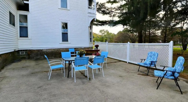 The Francis Rose House 3 Bedroom Home by Redawning