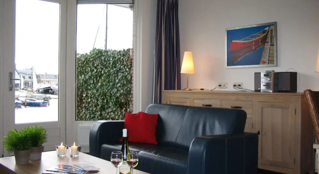 Cozy House with Dishwasher near Small Beach, Prenota Hotel Heeg Frisian lakes