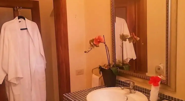 Полулюкс Abaka Bay Resort