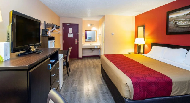 Standart oda Econolodge Edson