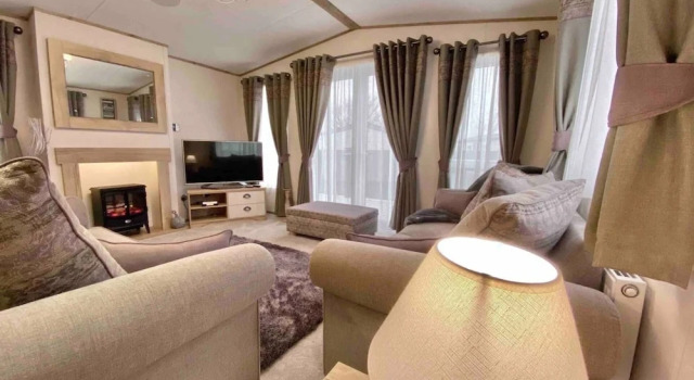 Stunning 2-bed Holiday Lodge Nr Padstow, Rezervați Apartament Apartamente în Padstow, Apartament