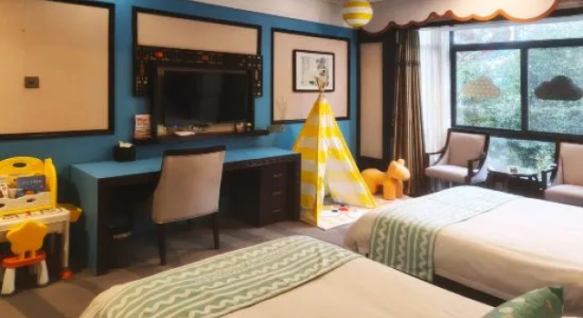 Семейный тент Tianmu Lake Jingbo Lake View Hotel