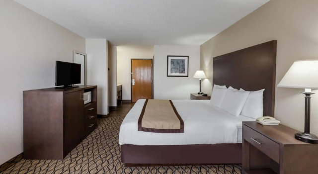 Baymont by Wyndham Auburn, Prenota Hotel Hotel a Indiana con piscina, Piscina