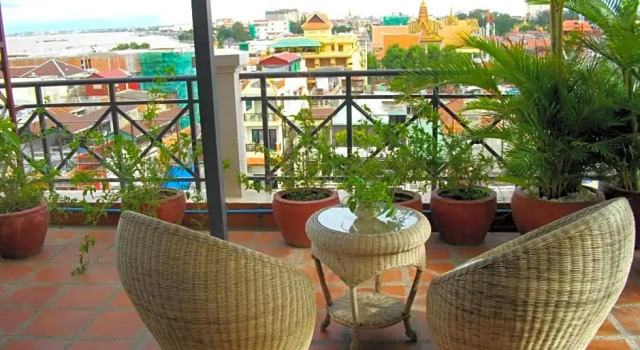 Двухместный номер Deluxe с балконом и с видом на реку Lux Riverside Hotel & Apartment