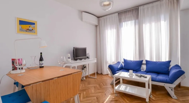 FM Deluxe Sudio - Near National Palace of Culture, Book Hotel Gurgulyat Sofia