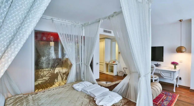 Millennium Suites, Забронировать Отель Отели Стамбула с парковкой, рядом с Базар Араста, Парковка
