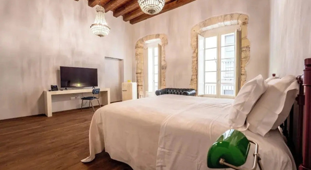 Люкс Standard Hotel D H Lawrence