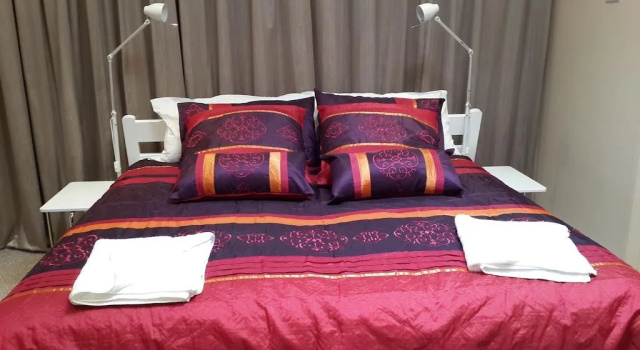 Serenity Lodge NSW, Забронировать Отель Мориссет Новый Южный Уэльс