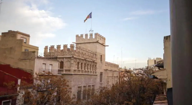 Royal Apartments by Hoom, Забронировать Апартаменты/квартира Апартаменты Валенсии, рядом с Дом-музей Кончи Пикер, Апартаменты/квартира