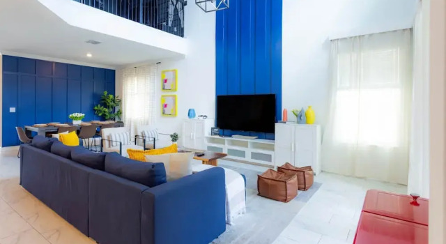 Fantasy Stay in 5 bed at Storey Lake