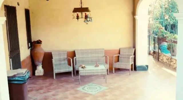 Villa Rosyiano, Book Villa Hotels in Misterbianco with Parking, Parking