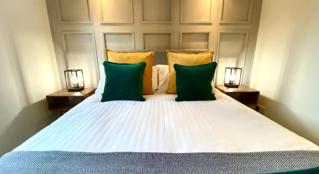 Monart Stylish City Centre Apartment, 2 Bed, sleeps 6
