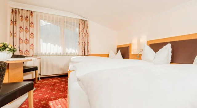 Трёхместный номер Standard Hotel Finkenbergerhof