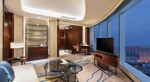Люкс Deluxe DoubleTree by Hilton Hotel Anshun