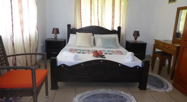 Chez Odet, Book Hotel Hotels in Mahe with Parking, Parking