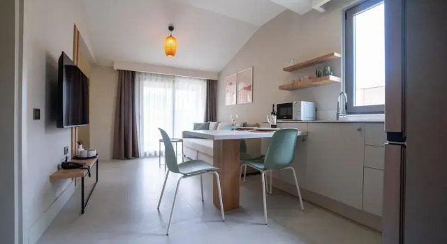 Люкс Bomo Suites