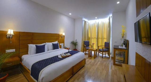 Номер Deluxe TreeHouse Chail Villas