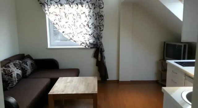 Prie Raganų Kalno, Rezerwuj Hotel Hotele w Kłajpeda z parkingiem, Parking