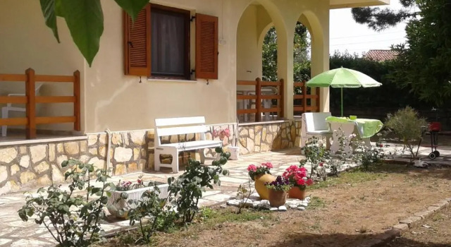 Lemon Garden, Rezerwuj Apartament Agios Georgios Epir