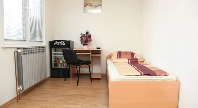 Hostel Herz, Забронировать Хостел Отели Баня-Лука с завтраком, рядом с Kastel Fortress, Завтраки