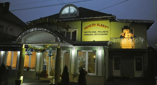 Penzion Blesk, Rezervovat Hotel Hotely v Žilinský kraj s parkováním, Parkování