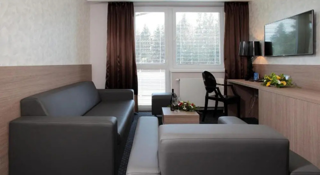 Семейный люкс Hotel Jezerka