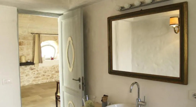 Люкс с видом на бассейн Masseria Camarda