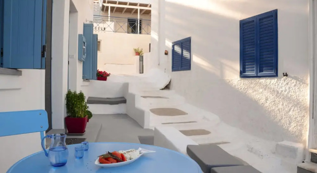 Апартаменты Deluxe Amphoras Apartments