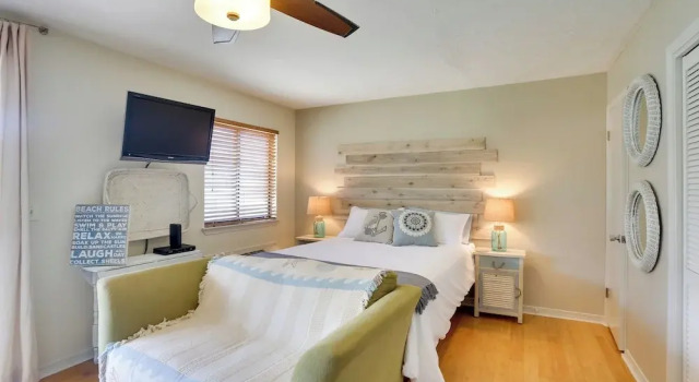 Апартаменты с балконом Cute PCB Condo by Lake Powell w/ Pool Access!