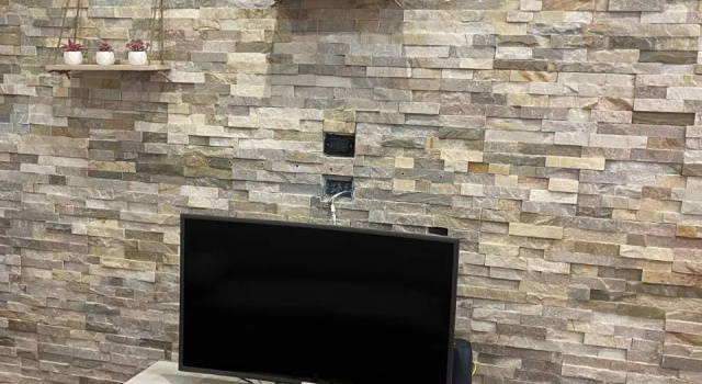 34 Arena House