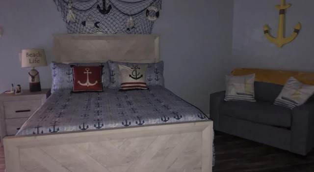 Номер Standard Kon Tiki Inn