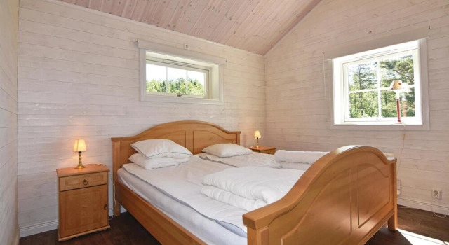 Rodebo, Book Hotel Ljungskile 