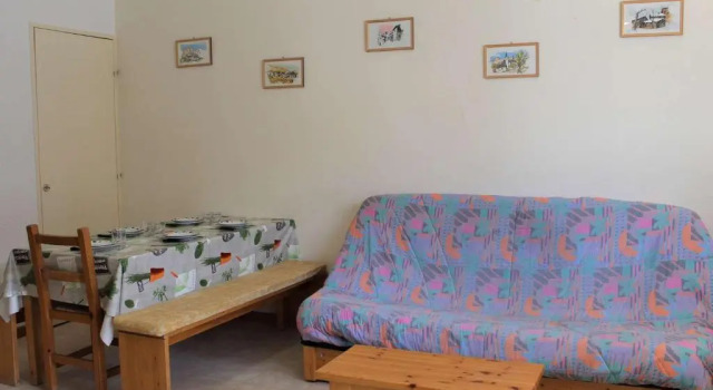 Appartement Vars, 1 pièce, 6 personnes - FR-1-330B-106