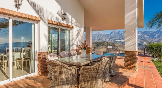 Villa Alcahuey, Prenota Villa Ville a Torrox, Villa