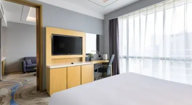 Семейный люкс Superior Holiday Inn Express Anshan Downtown by IHG