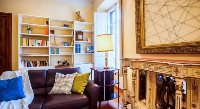 Elegant and Central Flat in a Great Area, Забронировать Отель Рим Лацио, рядом с Посольство США в Риме