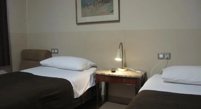 Трёхместный номер Standard Hostal LK Barcelona