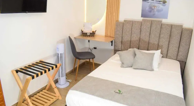 Muguet House Granada, Prenota Hotel Cali Cauca, vicino a Saint's Peter Cathedral