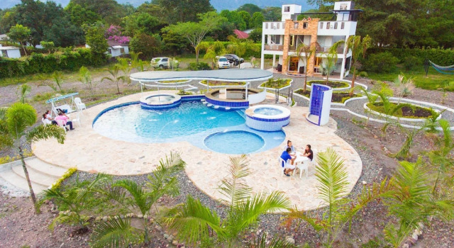 Mesopotamia Finca Hotel, Reservar Hotel Hotéis em Llanos com piscina, Piscina