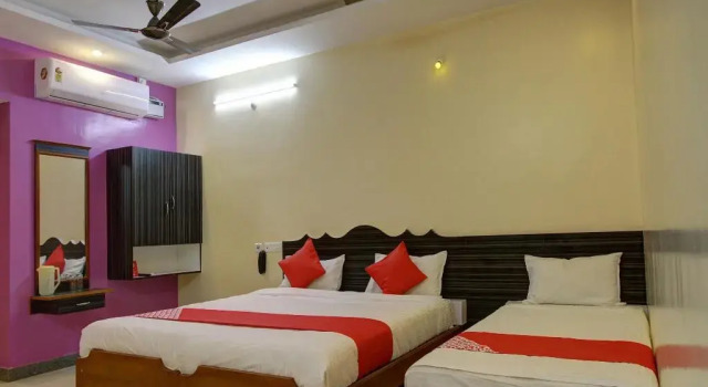K S Residency By OYO Rooms