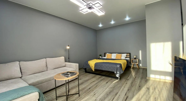 Apartments on Sergei Dzhabrovsky Street 4, Prenota Appartamento Hotel a Tyumen Region con parcheggio, Parcheggio