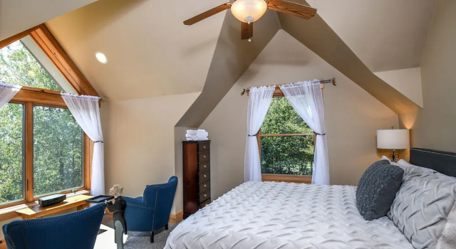 Wispering Heights 4 Bedroom House, Buchen Sie Hotel Hotels in Maryland mit Parkplatz, Parkplätze